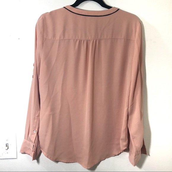 Soho New York & Co Button Down Blouse - Picture 3 of 8